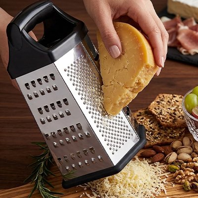 Râpe à fromage  multi coupes