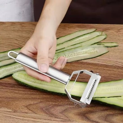 Manche ergonomique de la râpe à légumes manuelle Inox pour une prise en main confortable